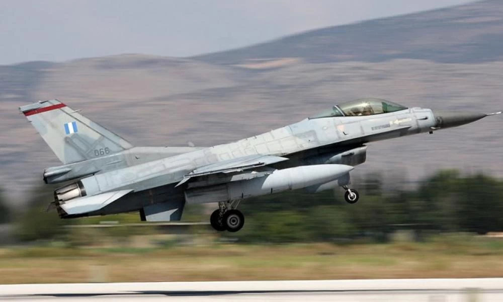 «Τρέχει» το πρόγραμμα αναβάθμισης των F-16 σε Viper